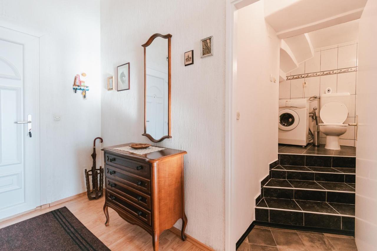Arya Apartment Шибеник Экстерьер фото