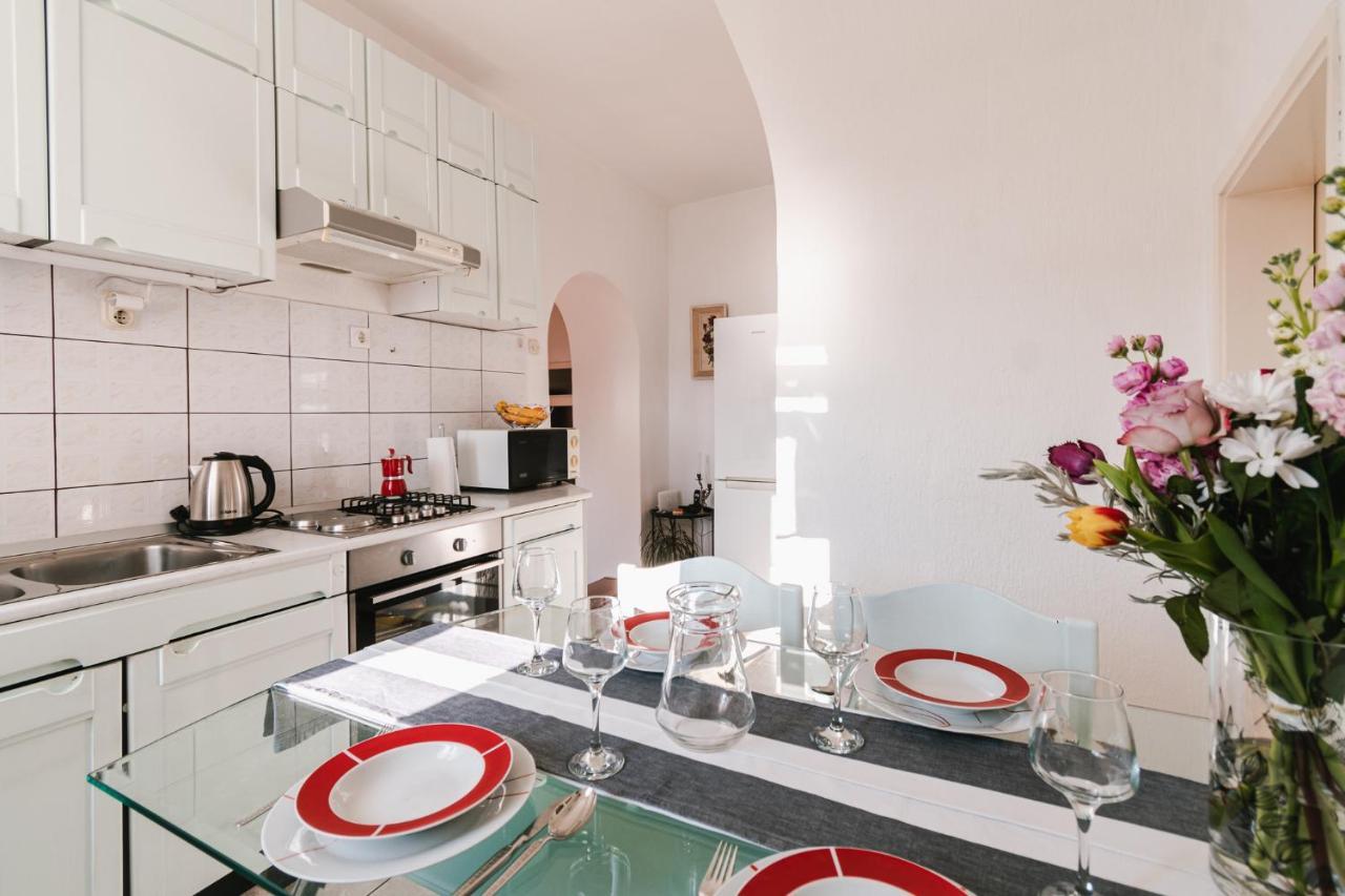 Arya Apartment Шибеник Экстерьер фото