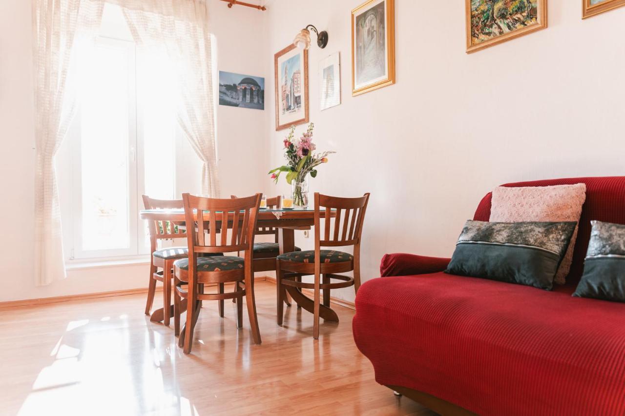 Arya Apartment Шибеник Экстерьер фото